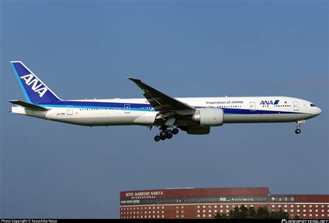 All Nippon Airways JA778A (Boeing 777 .